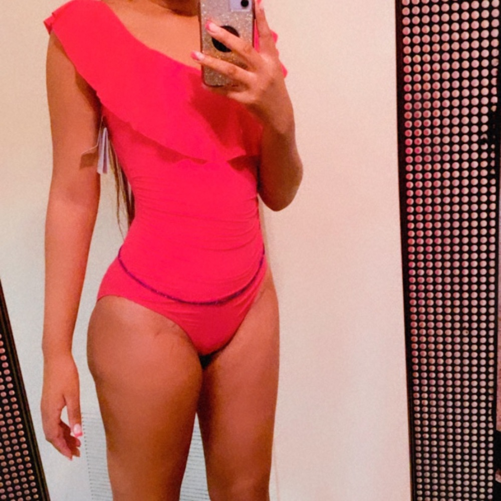 SOLD 🚫 Hot Pink One piece Swimsuit